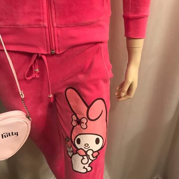 Adorable popsicle pink y2k juicy style velour my melody tracksuit ๐ - Picture 13 of 14